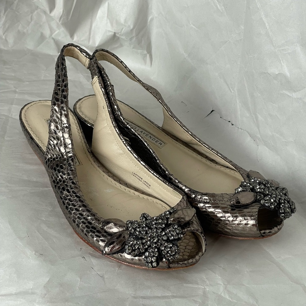 Preloved $275 Vera Wang Lavender Lyza Slingback Peep Toe Flats Size 5.5